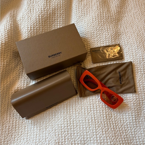 Burberry “Astrid” Sunglasses in Orange - Picture 9 of 10